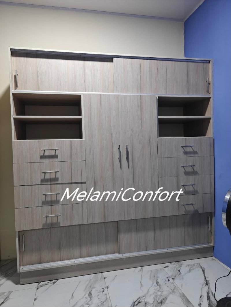 Mueble clóset puertas corredizas - MelamiConfort Nicaragua